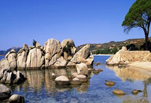 虎扑NBA：半场：苏格兰-希腊，卡里萨斯破门，康斯坦泰利亚斯传射.